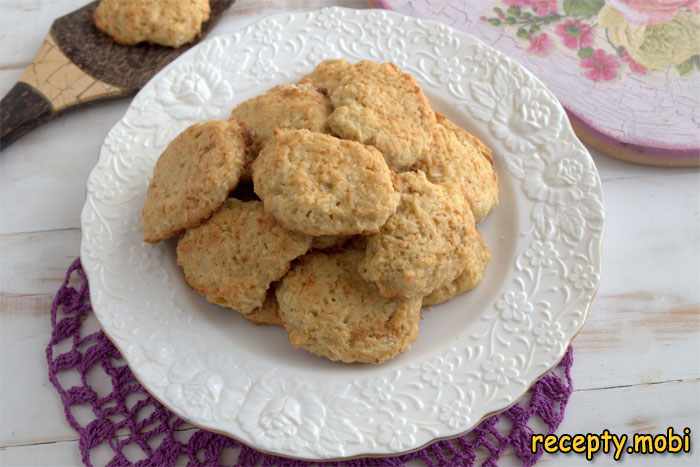 Chickpea flour and coconut flakes cookies