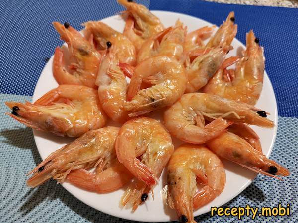 вареные королевские креветки