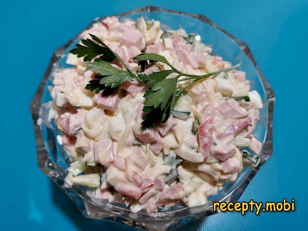 Bakhur salad with sausage