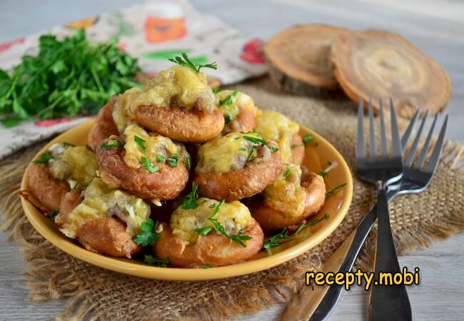 Сушки с фаршем в духовке