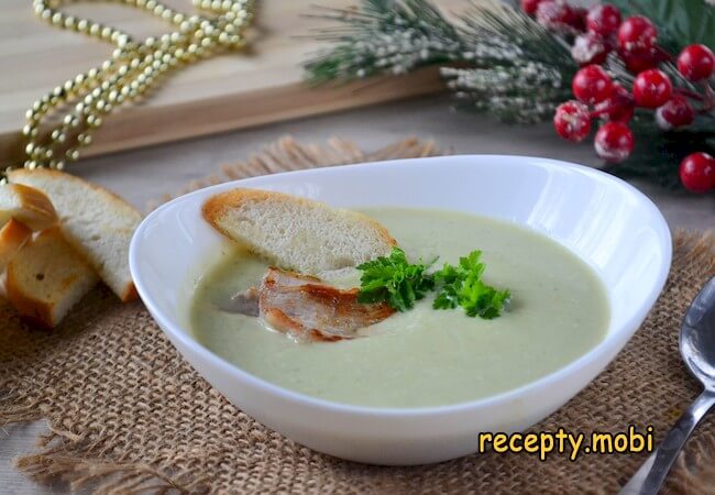 Крем-суп из брокколи со сливками