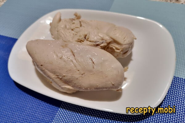 Как варить куриное филе в кастрюле