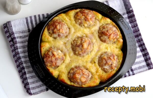 Картофельные гнезда с фаршем в духовке