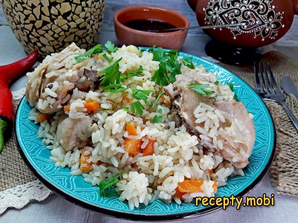 Плов с курицей в мультиварке
