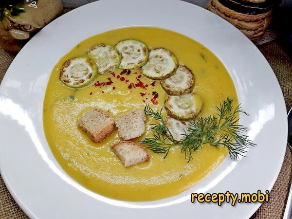Суп-пюре из кабачков и картофеля