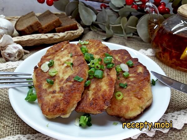 Капустные оладьи из сырой капусты