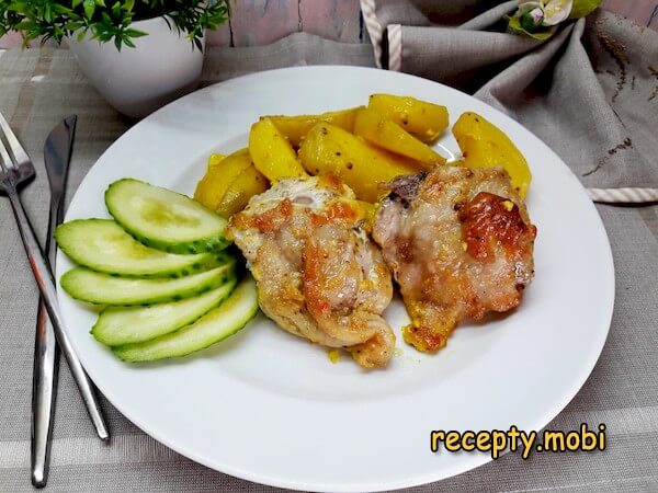 Курица кусочками с картошкой в духовке