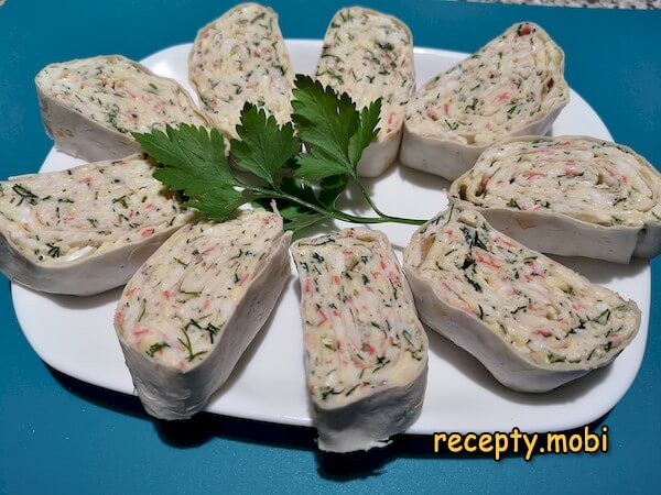 Рулет из лаваша с крабовыми палочками