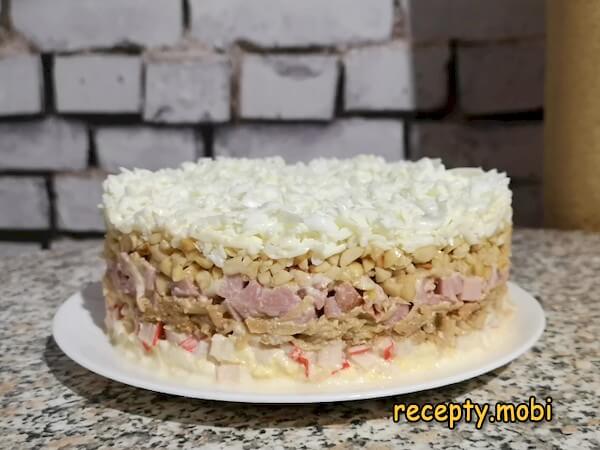 Салат Снежная королева с крабовыми палочками
