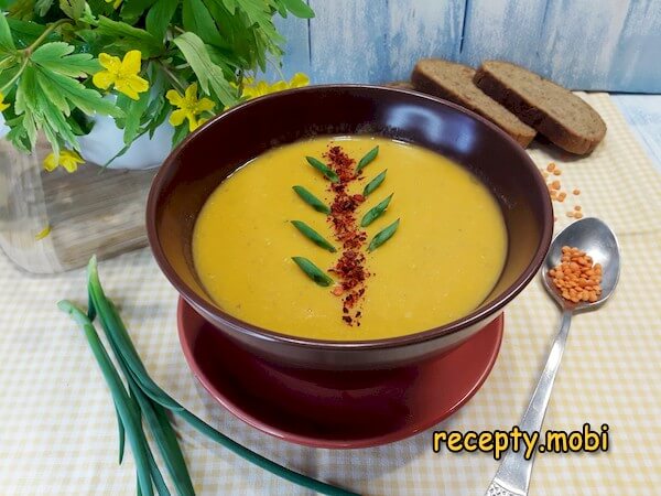 Постный суп из красной чечевицы