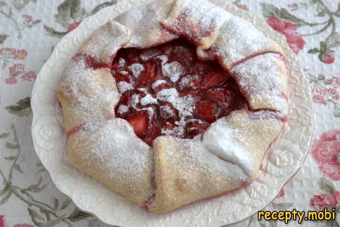 Галета с клубникой