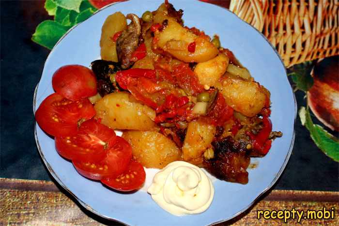 Рагу с куриным сердцем и картофелем