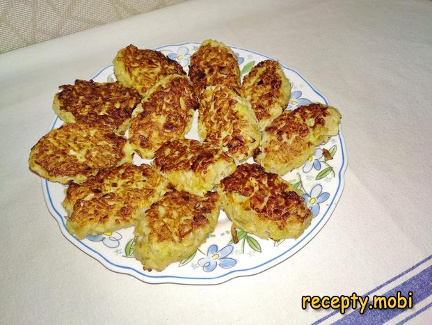 Капустные котлеты из сырой капусты на сковороде