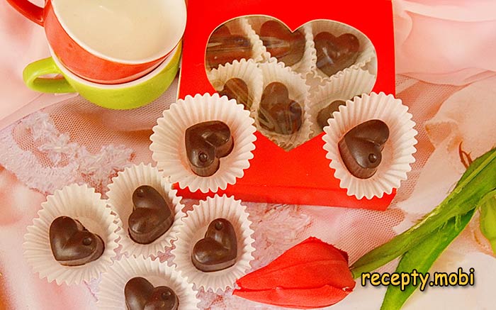Конфеты с арахисом, курагой и черносливом