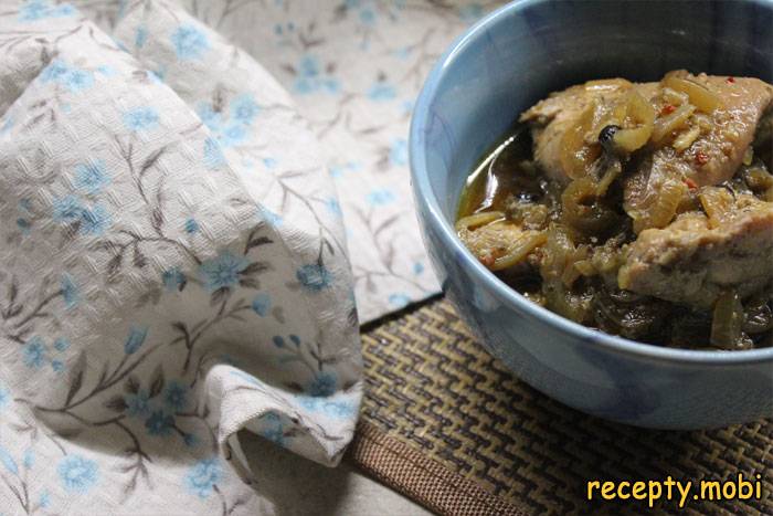Chicken thighs in beer in the oven