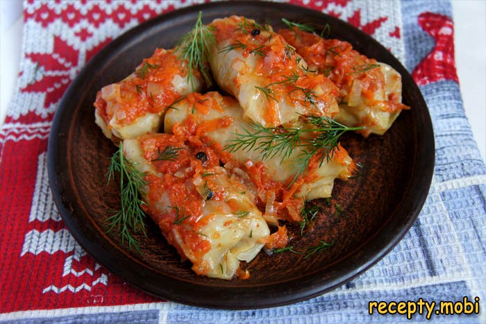 Голубцы из капусты с фаршем и рисом