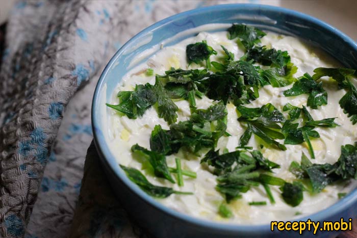 Салат с крабовыми палочками и шампиньонами
