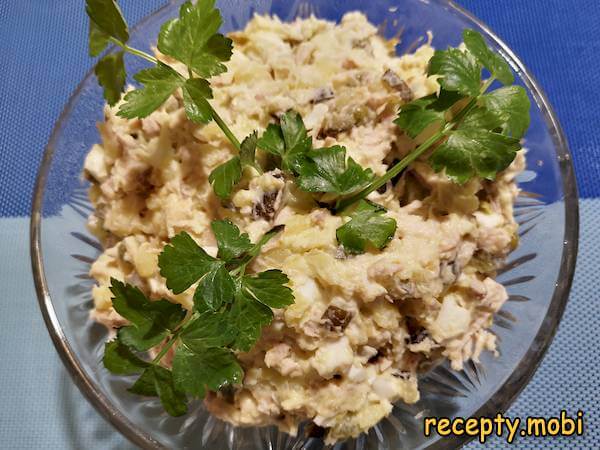 Capital Salad with chicken – classic recipe